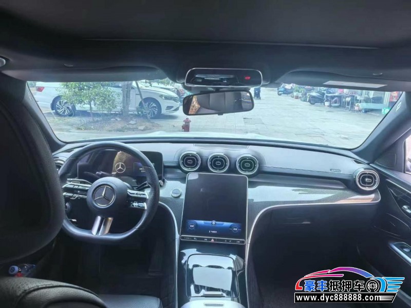 22年奔驰C轿车抵押车出售