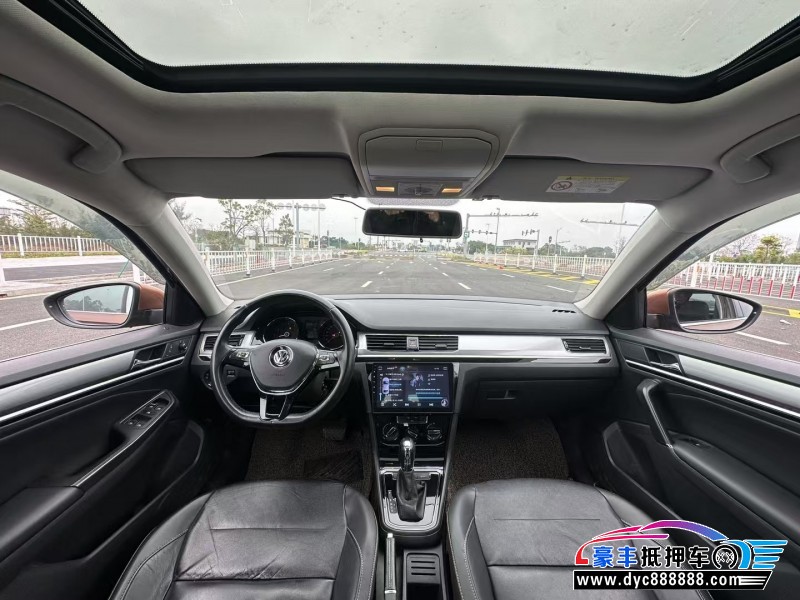 18年大众宝来轿车抵押车出售