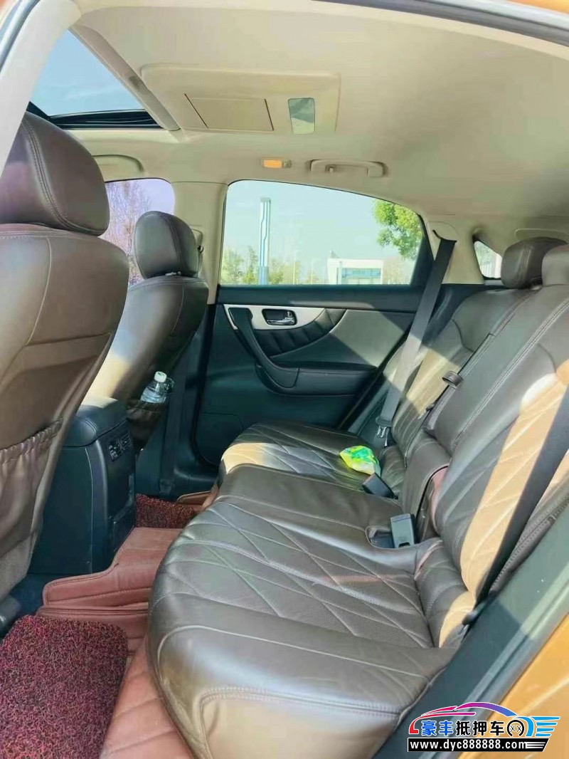 12年英菲尼迪FX35轿车抵押车出售