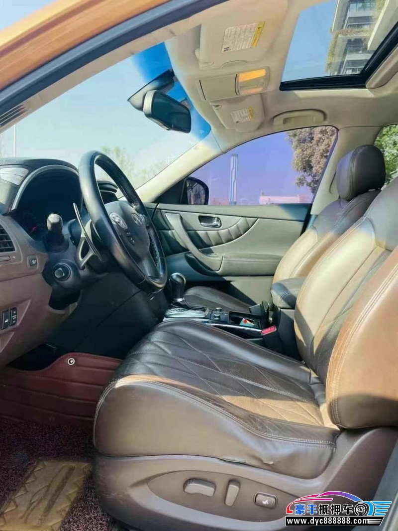 12年英菲尼迪FX35轿车抵押车出售