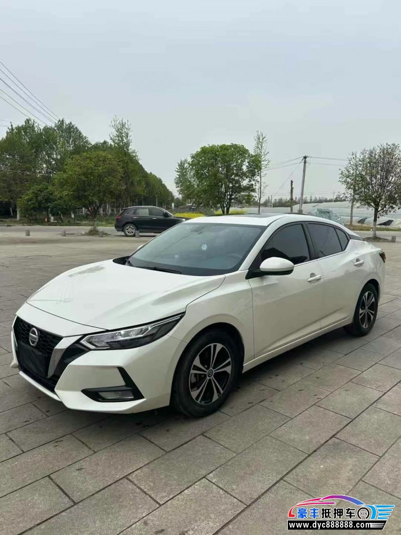 22年日产轩逸轿车抵押车出售