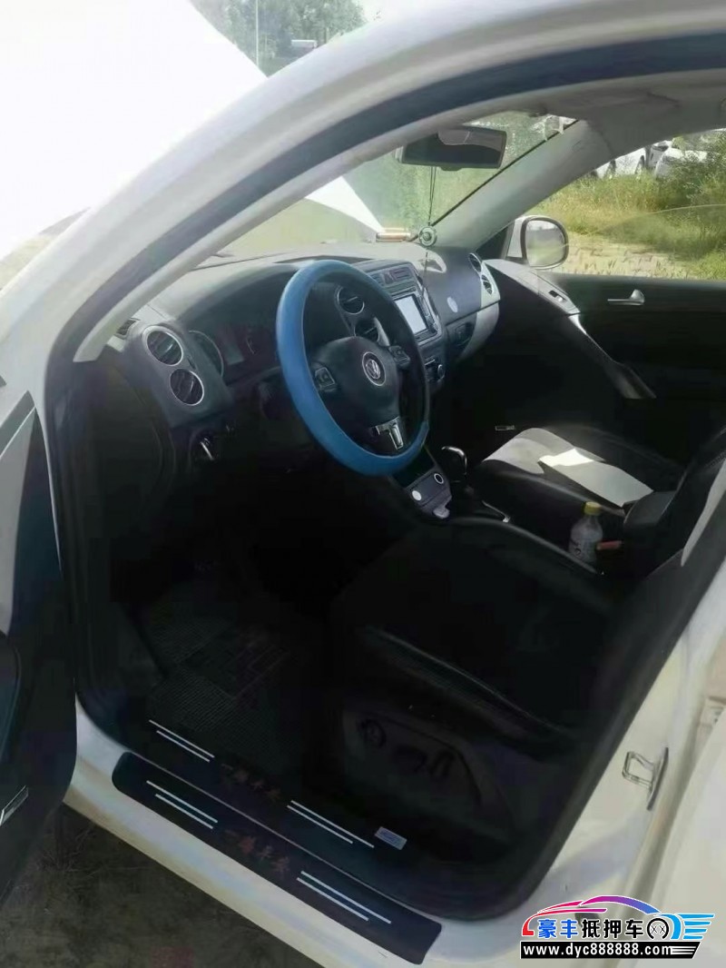 13年大众途观轿车抵押车出售