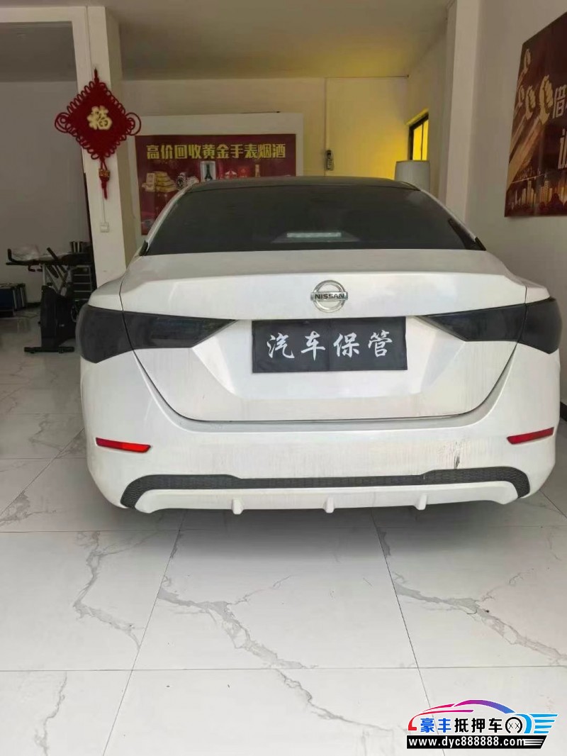 22年日产轩逸轿车抵押车出售