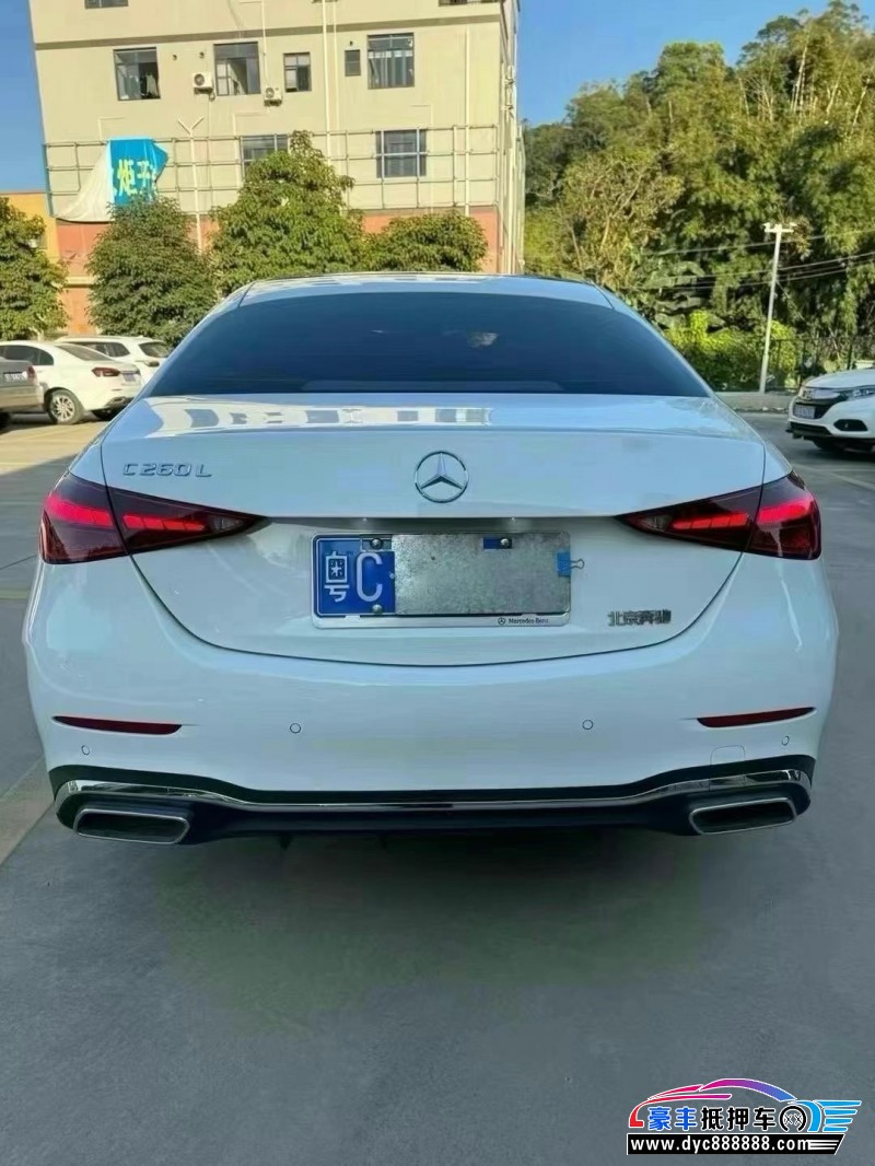 22年奔驰C轿车抵押车出售