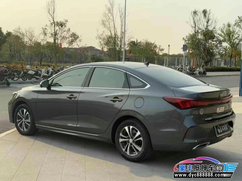 23年长安逸动轿车抵押车出售