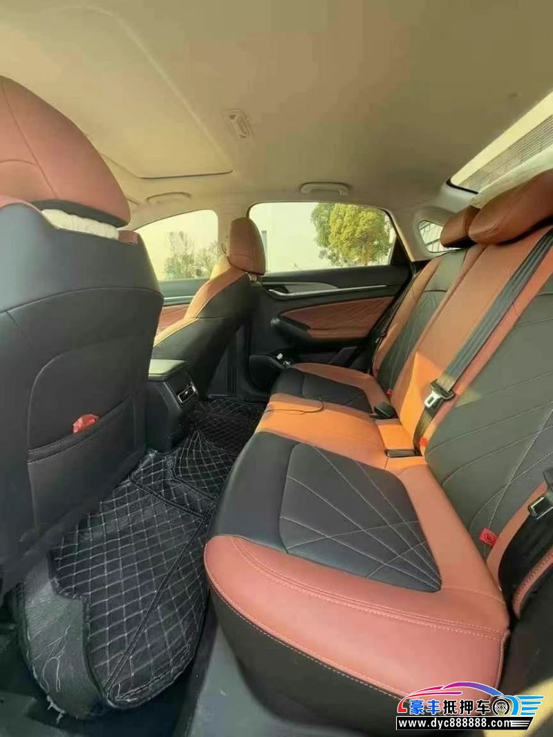 23年长安逸动轿车抵押车出售