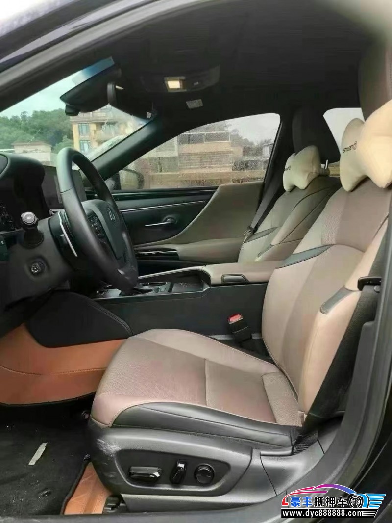 23年雷克萨斯ES轿车抵押车出售