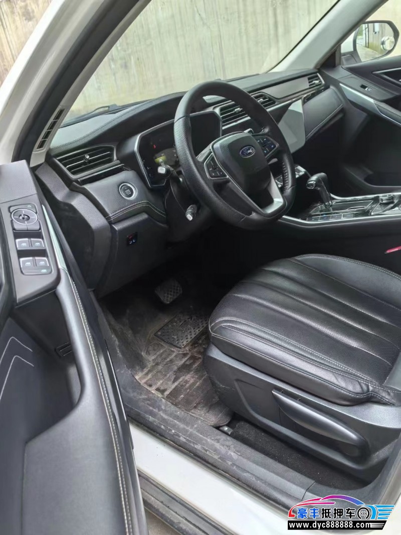 21年福特领界轿车抵押车出售