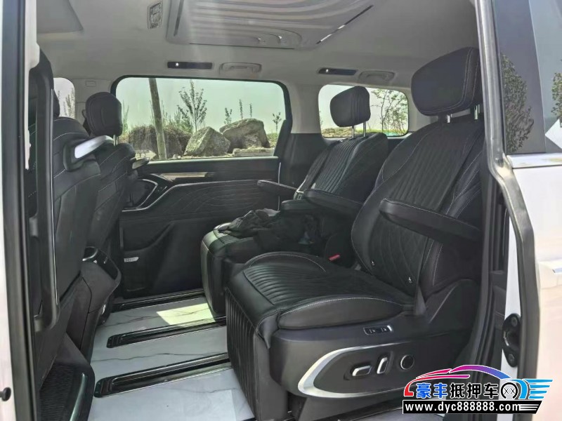 23年上汽大通G90轿车抵押车出售