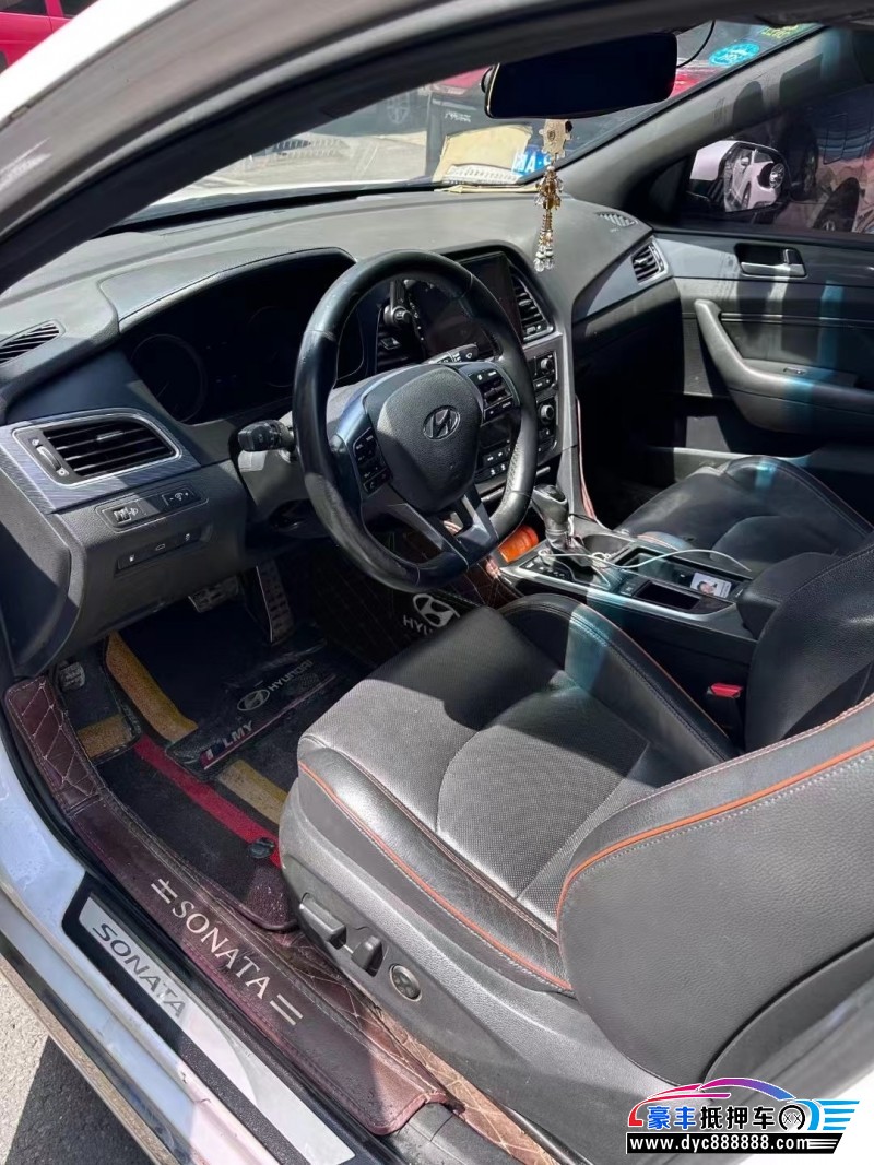 16年现代索纳塔九轿车抵押车出售