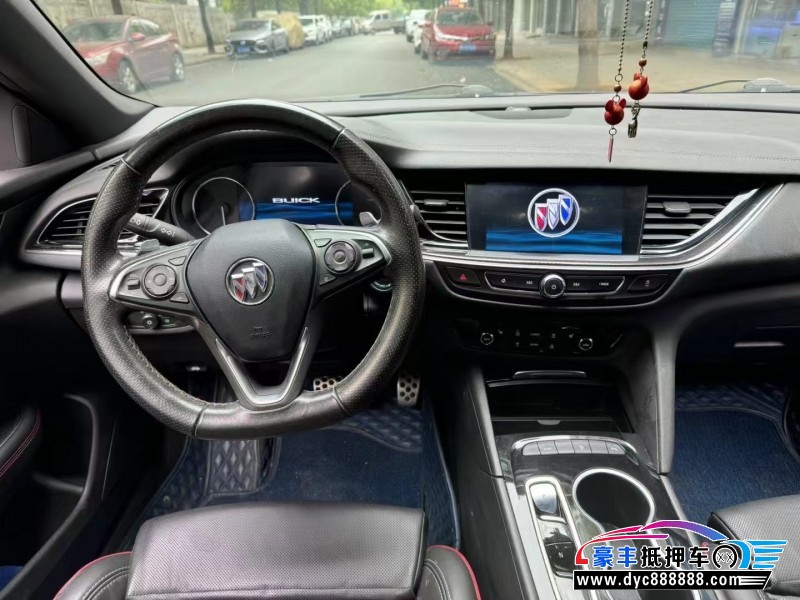 21年别克君威轿车抵押车出售