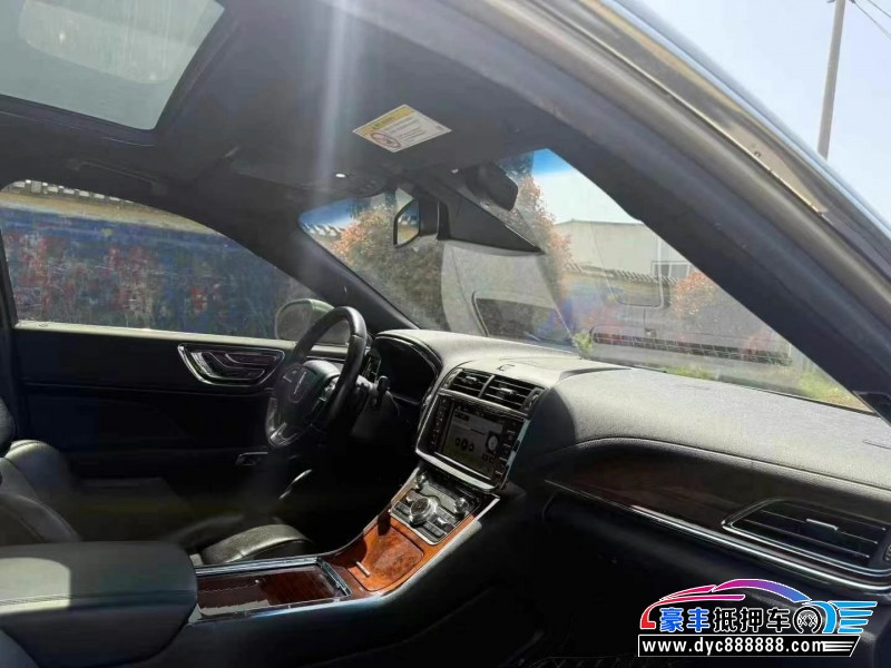 20年林肯大陆轿车抵押车出售