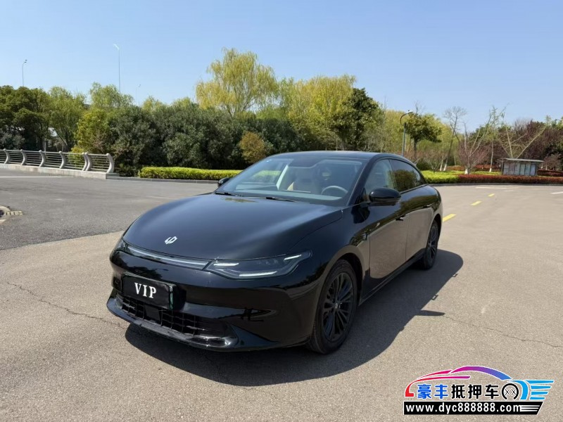 24年零跑c01轿车抵押车出售