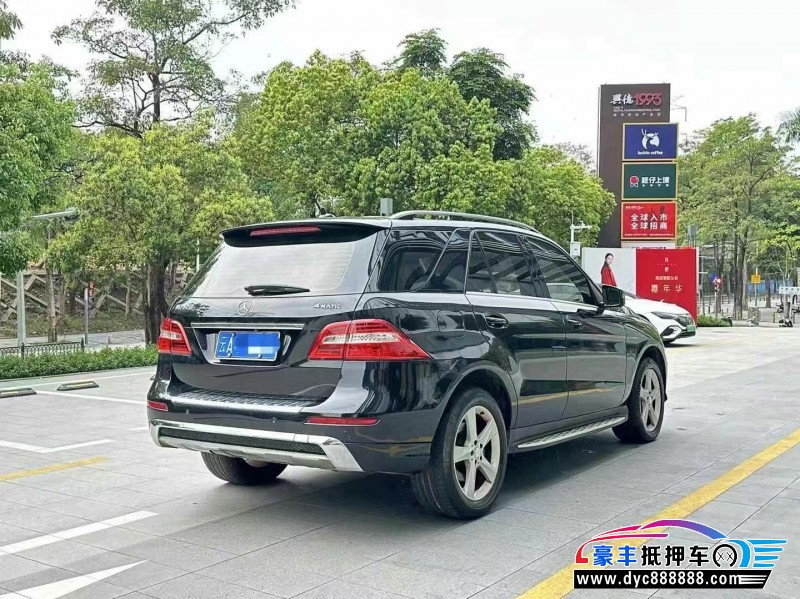 14年奔驰ML轿车抵押车出售