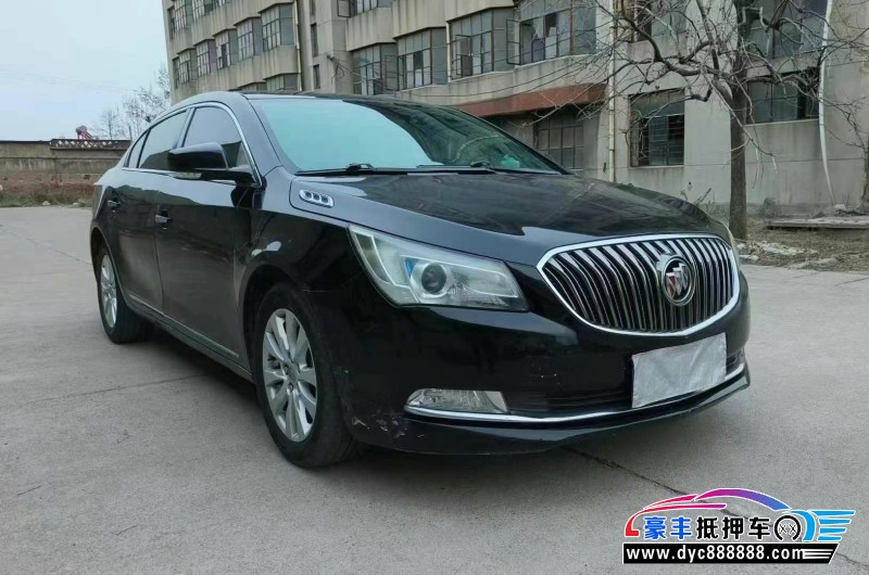 15年别克君越轿车抵押车出售