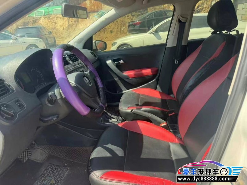 16年大众polo轿车抵押车出售