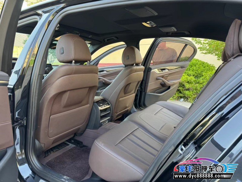 18年宝马5系轿车抵押车出售