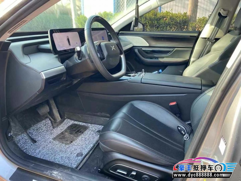 21年小鹏汽车P7轿车抵押车出售