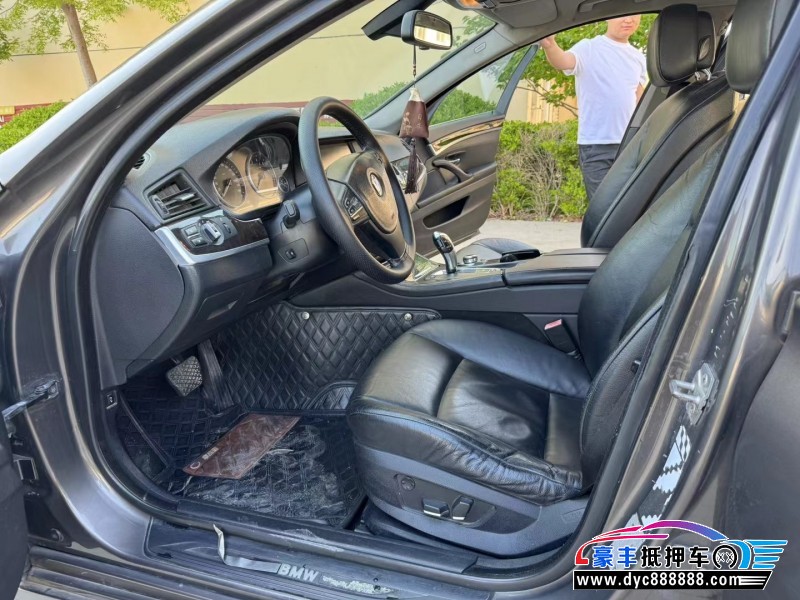 12年宝马5系轿车抵押车出售