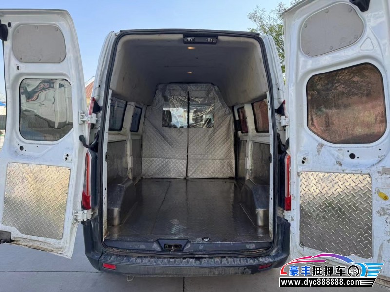 17年福特全顺微面抵押车出售