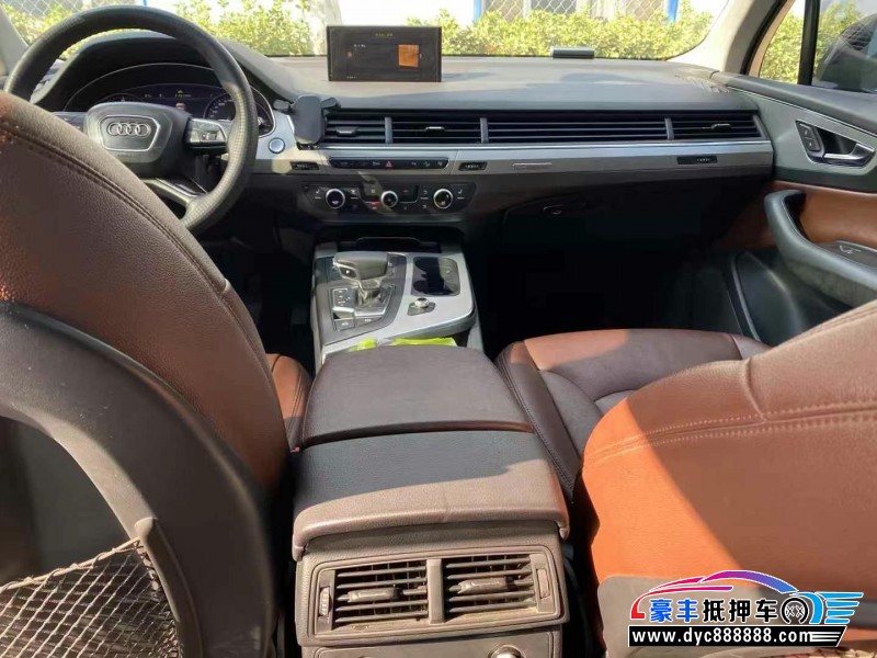 17年奥迪Q7SUV抵押车出售