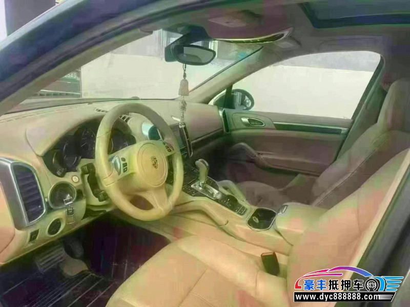 13年保时捷卡宴SUV抵押车出售