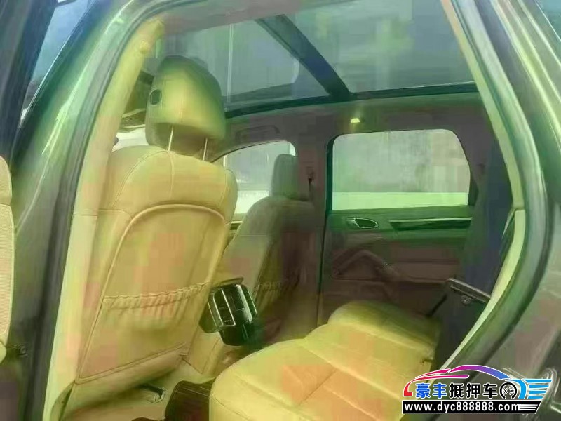 13年保时捷卡宴SUV抵押车出售