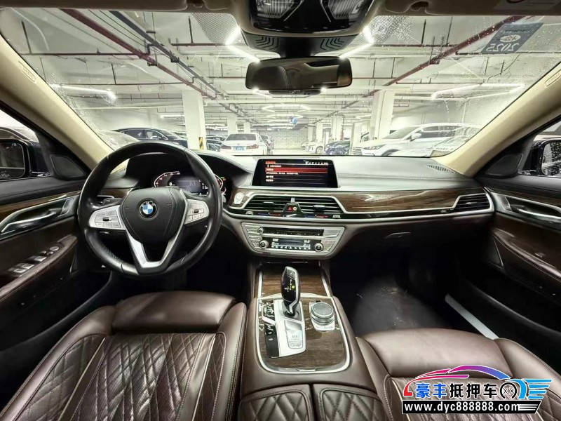 19年宝马7系轿车抵押车出售