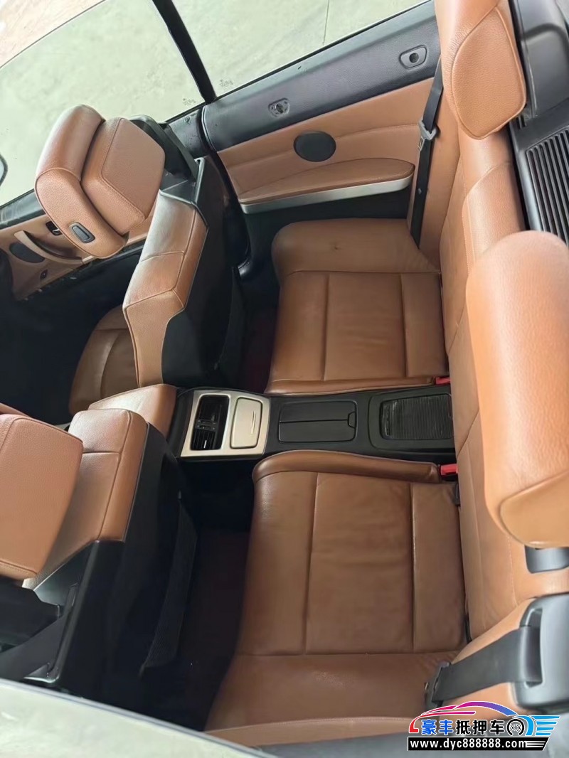 12年宝马3系轿车抵押车出售