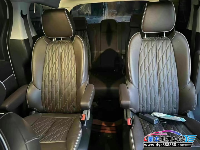 21年别克GL8轿车抵押车出售