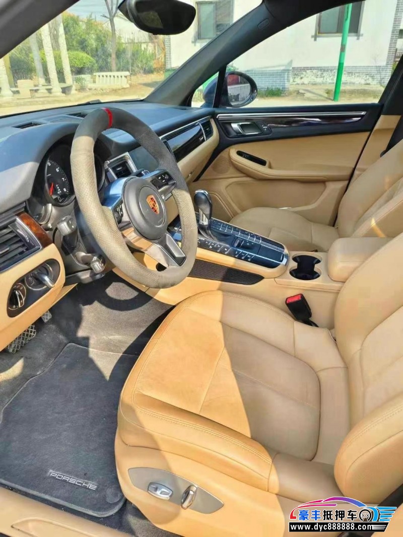 17年保时捷Macan迈凯轿车抵押车出售