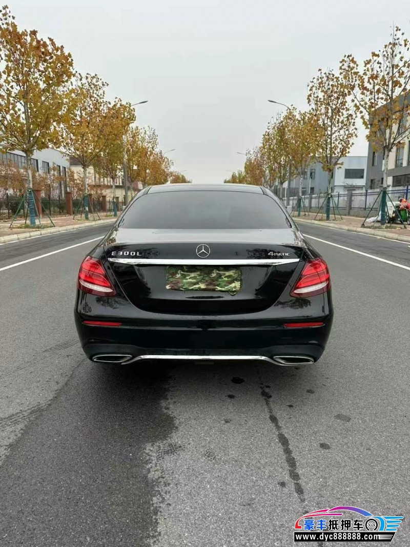 18年奔驰E轿车抵押车出售
