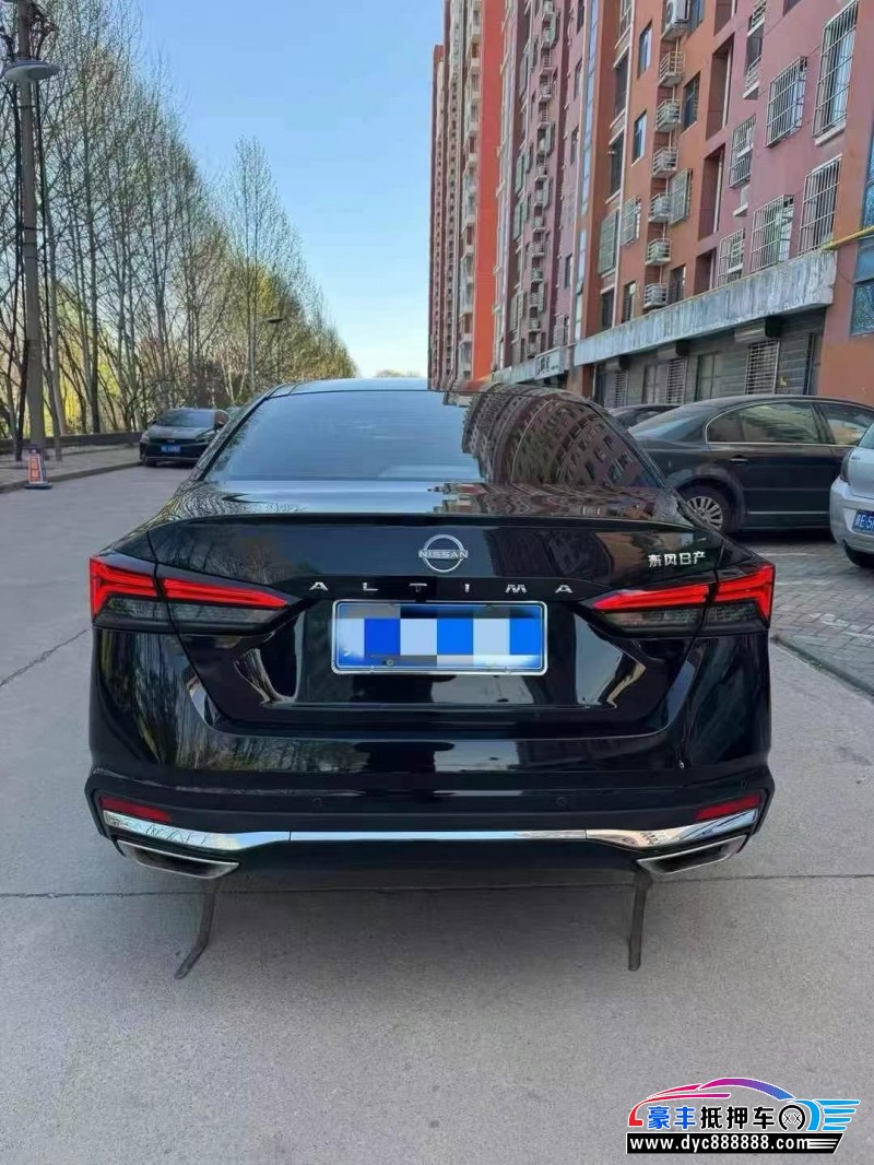 24年日产天籁轿车抵押车出售