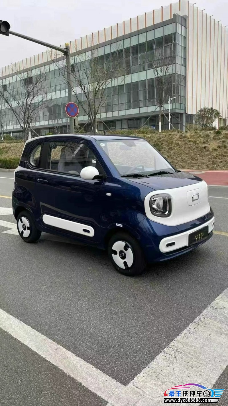 24年奔腾小马轿车抵押车出售