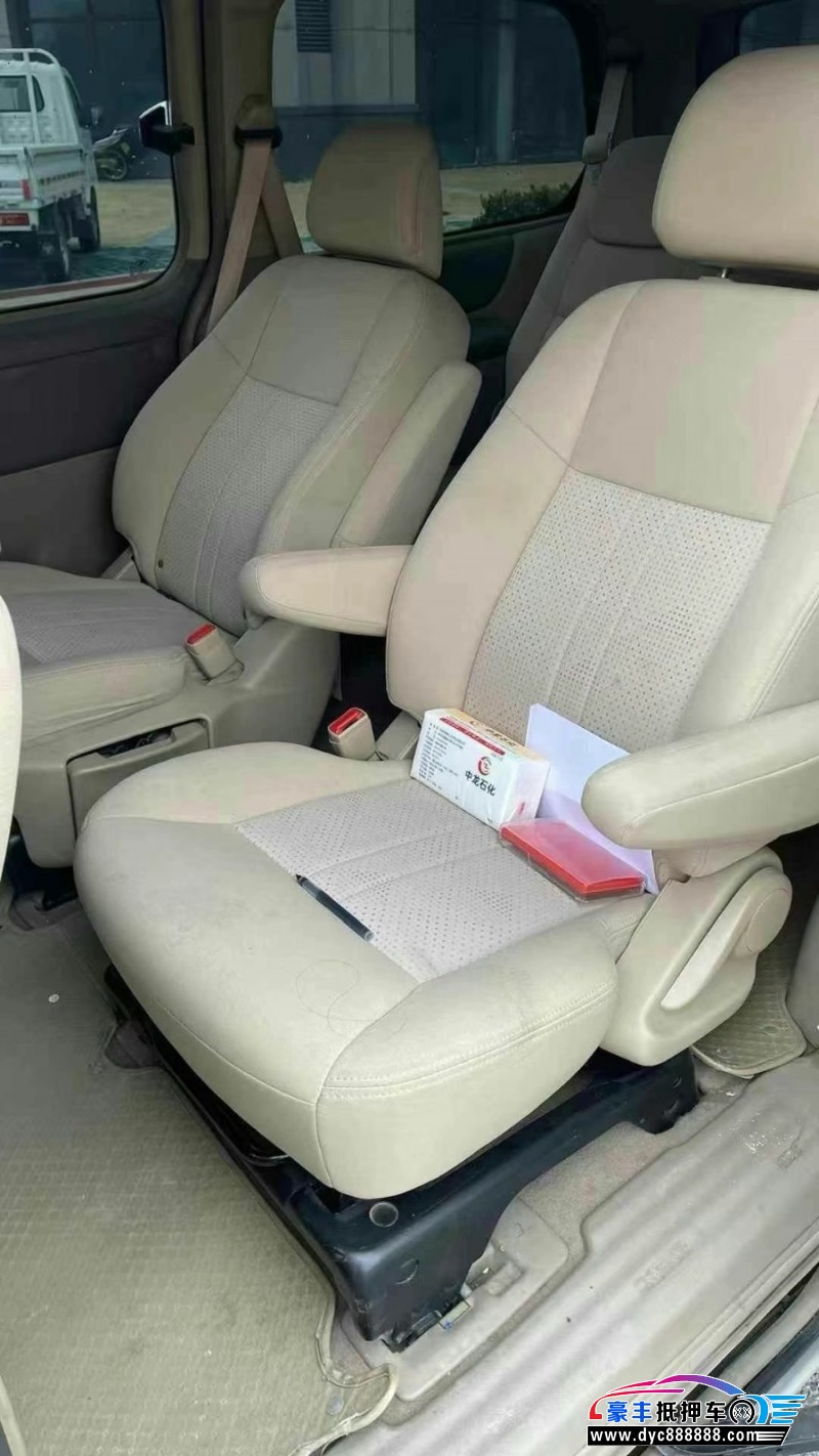 14年别克GL8轿车抵押车出售