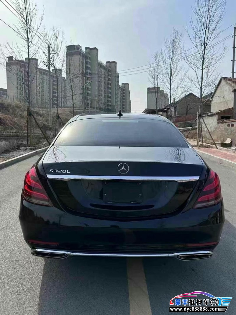 14年奔驰S轿车抵押车出售