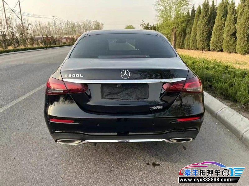 21年奔驰E轿车抵押车出售