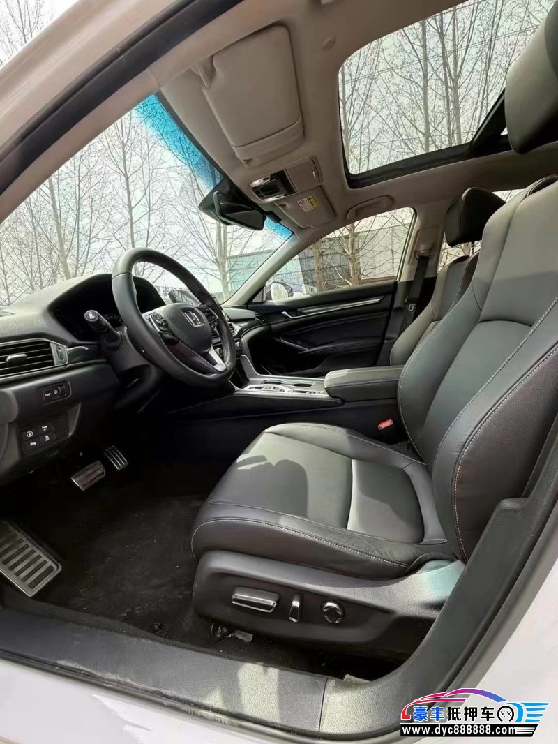 23年本田雅阁轿车抵押车出售