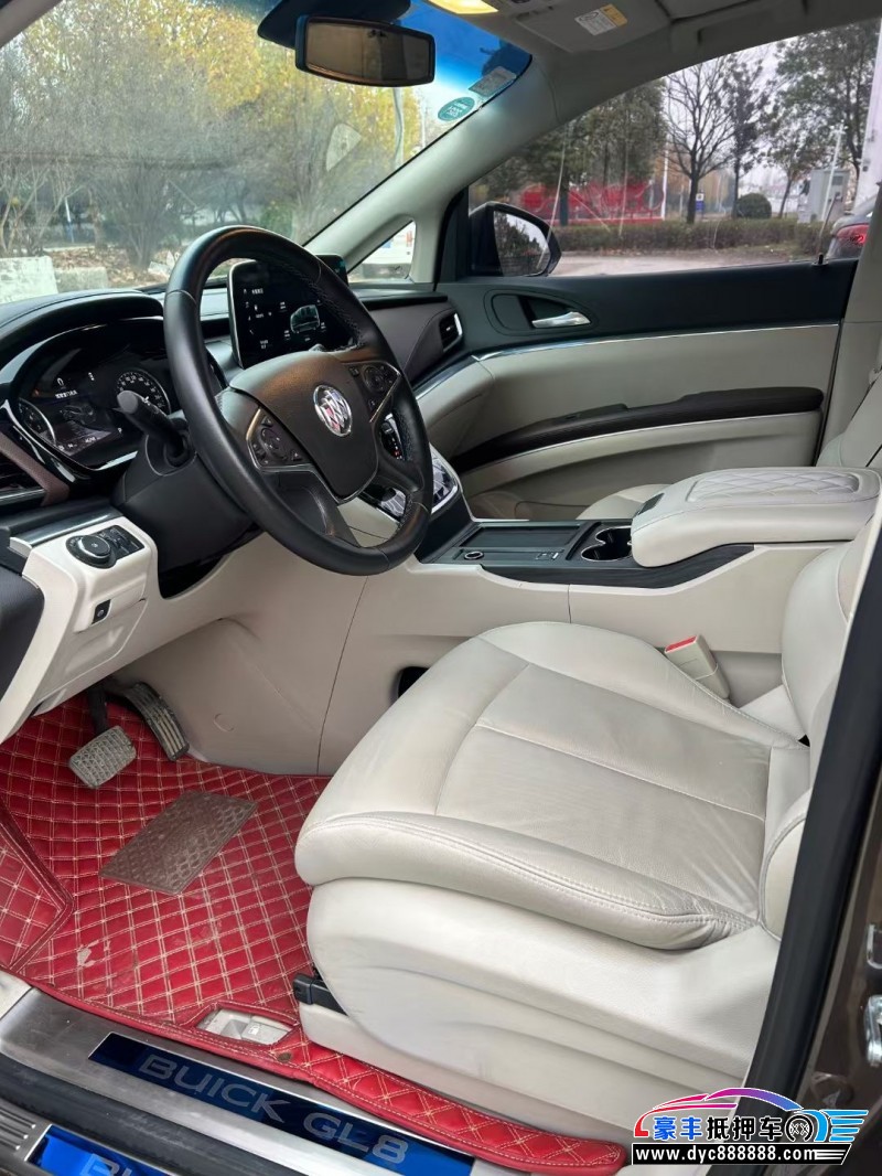 21年别克GL8轿车抵押车出售