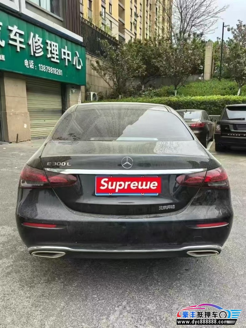 23年奔驰E轿车抵押车出售