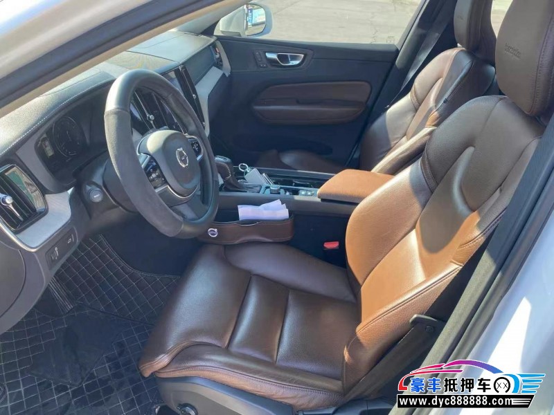 20年沃尔沃XC60轿车抵押车出售
