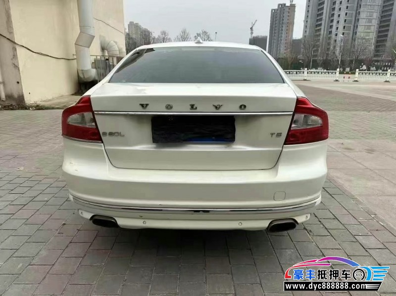 14年沃尔沃S80轿车抵押车出售