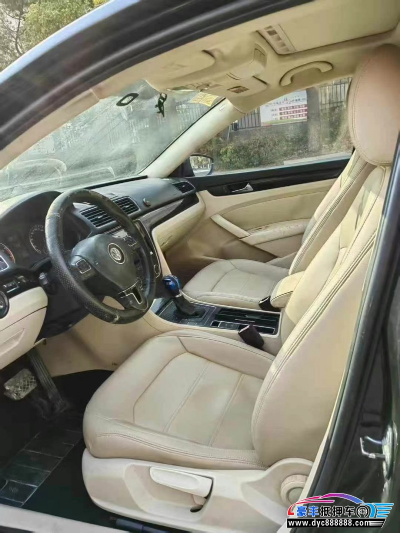 12年大众帕萨特轿车抵押车出售