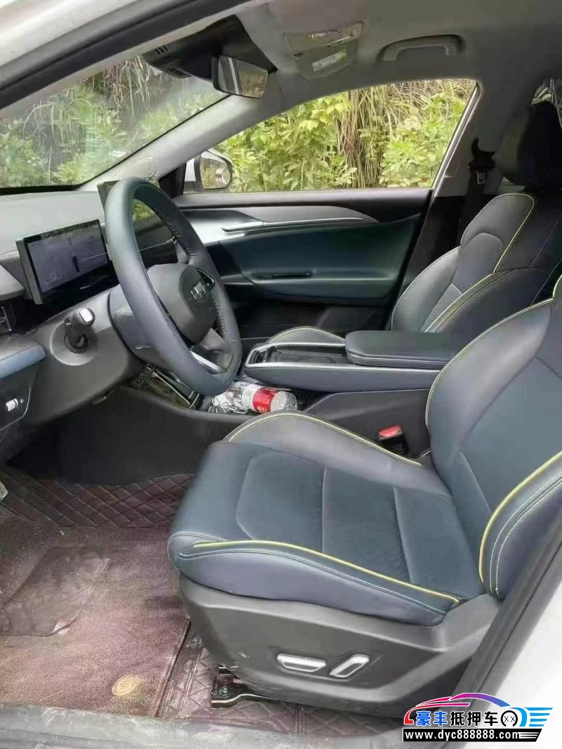 24年吉利几何轿车抵押车出售