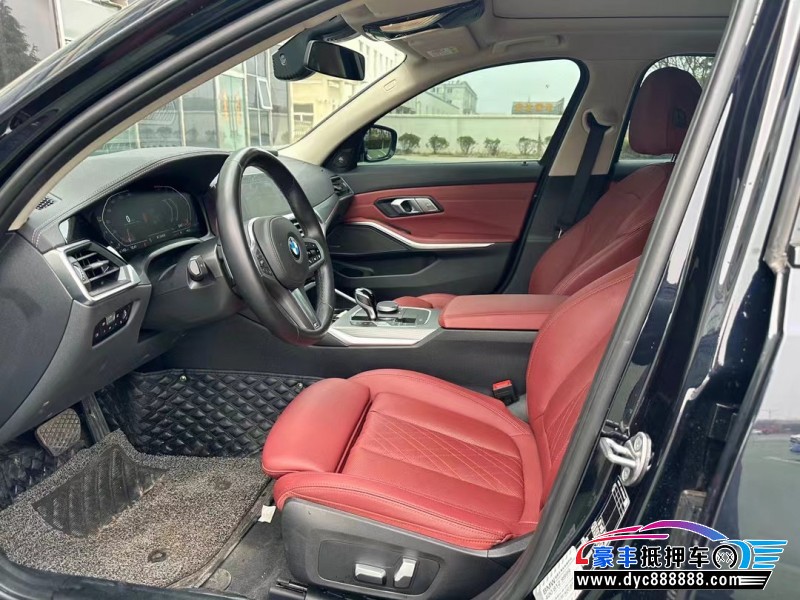 22年宝马3系轿车抵押车出售