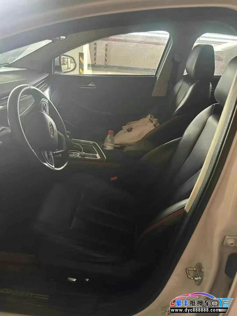 22年奇瑞艾瑞泽5轿车抵押车出售