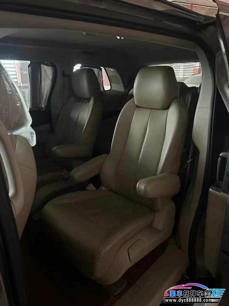 20年别克GL8轿车抵押车出售