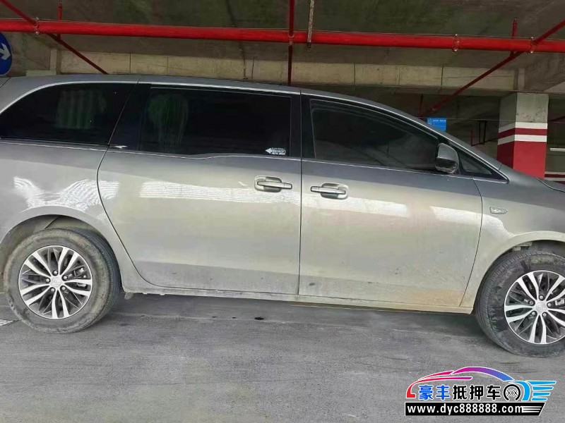 20年别克GL8轿车抵押车出售