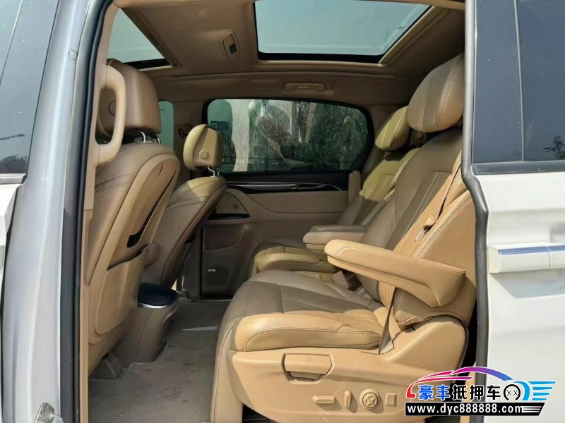 21年别克GL8轿车抵押车出售