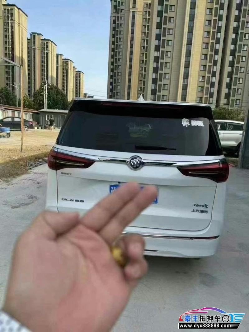 21年别克GL8轿车抵押车出售